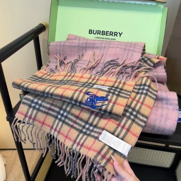 Pink & Beige Plaid  Check Scarf Size 30*180cm - Picture 2 of 4